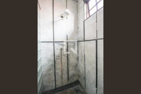 Casa à venda com 240m², 3 quartos e 3 vagas Casa à venda com 240m², 3 quartos e 3 vagasVista