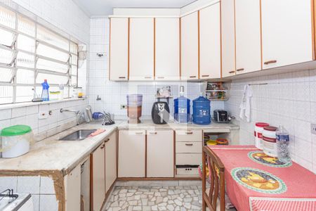 Casa à venda com 199m², 3 quartos e 2 vagas