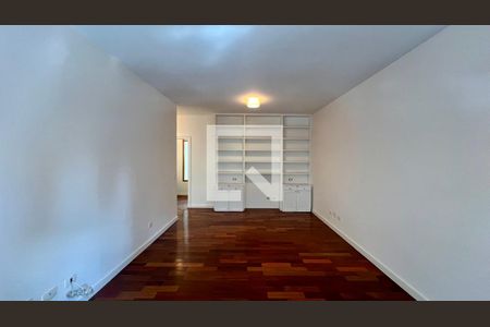 Apartamento à venda com 310m², 3 quartos e 2 vagas Apartamento à venda com 310m², 3 quartos e 2 vagasQuarto 3