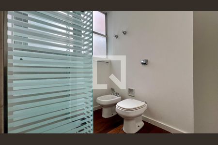 Apartamento à venda com 310m², 3 quartos e 2 vagas Apartamento à venda com 310m², 3 quartos e 2 vagasQuarto 2