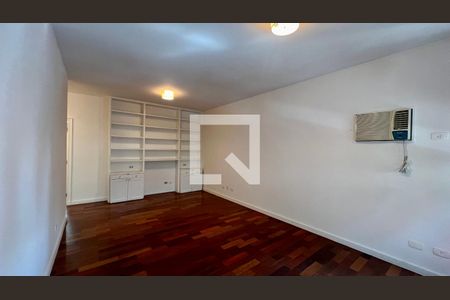 Apartamento à venda com 310m², 3 quartos e 2 vagas Apartamento à venda com 310m², 3 quartos e 2 vagasQuarto 3