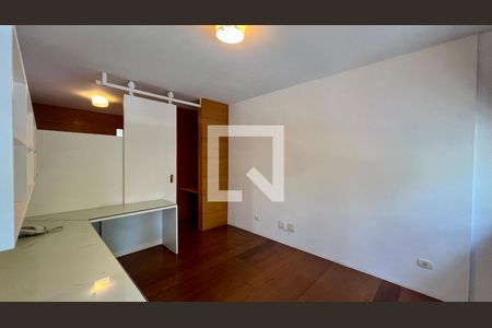 Apartamento à venda com 310m², 3 quartos e 2 vagas Apartamento à venda com 310m², 3 quartos e 2 vagasSala