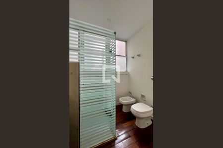 Apartamento à venda com 310m², 3 quartos e 2 vagas Apartamento à venda com 310m², 3 quartos e 2 vagasQuarto 2