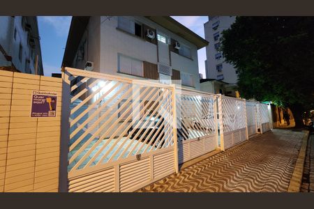 Apartamento para alugar com 80m², 3 quartos e 1 vaga Apartamento para alugar com 80m², 3 quartos e 1 vagaFachada