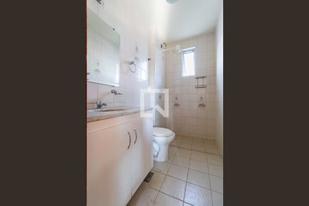 Apartamento à venda com 85m², 3 quartos e 2 vagasBanheiro social 