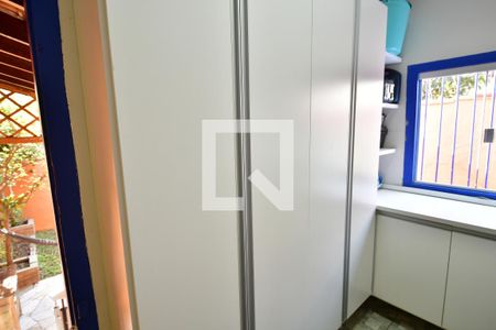 Casa à venda com 118m², 2 quartos e 1 vagaÁrea de Serviço - Armários