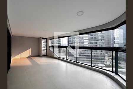 Apartamento à venda com 162m², 3 quartos e 3 vagasVaranda