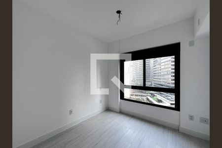 Apartamento à venda com 162m², 3 quartos e 3 vagasSuíte 2