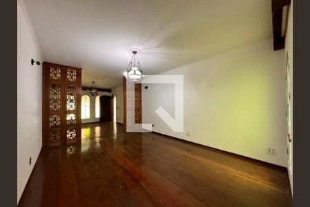 Sala de casa para alugar com 4 quartos, 160m² em Vila Sao Pedro, Santo André