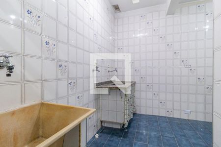 Casa à venda com 65m², 1 quarto e 1 vagaCozinha e área de serviço