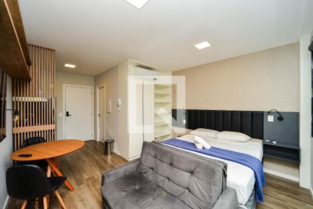 Sala/Quarto de kitnet/studio para alugar com 1 quarto, 26m² em Mont’serrat, Porto Alegre