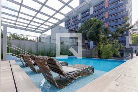 Studio à venda com 26m², 1 quarto e 1 vaga Studio à venda com 26m², 1 quarto e 1 vagaÁrea comum - Piscina