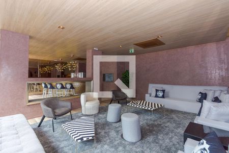 Studio à venda com 26m², 1 quarto e 1 vaga Studio à venda com 26m², 1 quarto e 1 vagaÁrea comum - Salão de festas