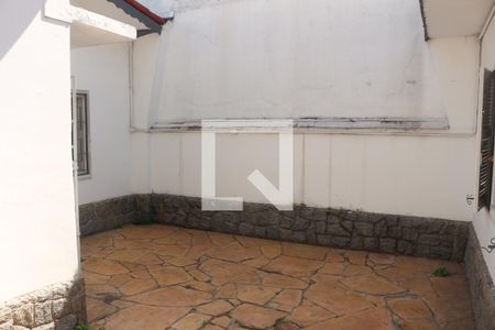 Casa à venda com 180m², 2 quartos e 2 vagasQuintal