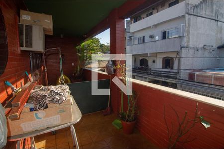 Casa à venda com 180m², 4 quartos e 2 vagasVaranda