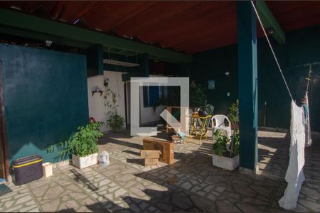 Casa à venda com 180m², 4 quartos e 2 vagasTerraço