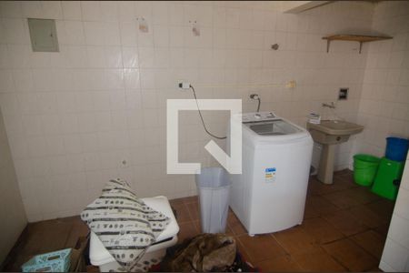 Casa à venda com 180m², 4 quartos e 2 vagasÁrea de Serviço