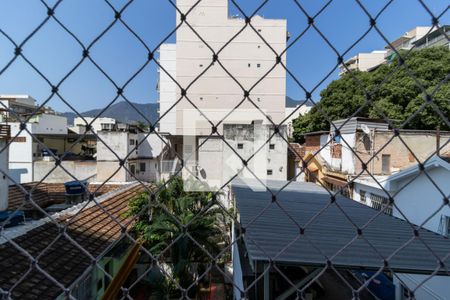 Apartamento à venda com 61m², 2 quartos e 1 vagaÁrea de Serviço Vista