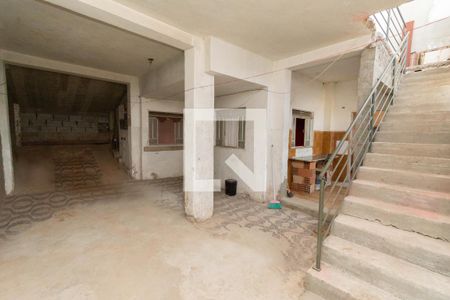 Casa à venda com 280m², 3 quartos e 2 vagasÁrea de Serviço