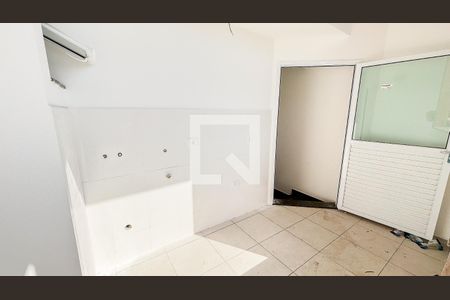 Apartamento à venda com 86m², 2 quartos e 2 vagas Apartamento à venda com 86m², 2 quartos e 2 vagasCobertura - Area de Serviço