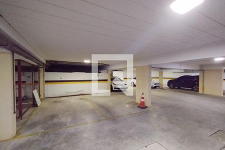 Apartamento à venda com 128m², 3 quartos e sem vaga Apartamento à venda com 128m², 3 quartos e sem vagaGaragem