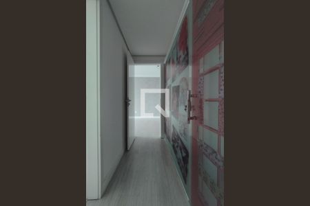 Apartamento à venda com 128m², 3 quartos e sem vaga Apartamento à venda com 128m², 3 quartos e sem vagaCorredor