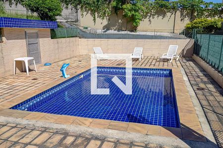 Apartamento à venda com 63m², 2 quartos e 1 vaga Apartamento à venda com 63m², 2 quartos e 1 vagaÁrea comum - Piscina