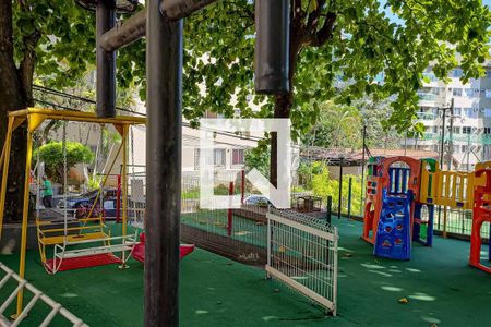 Apartamento à venda com 63m², 2 quartos e 1 vaga Apartamento à venda com 63m², 2 quartos e 1 vagaÁrea comum - Playground