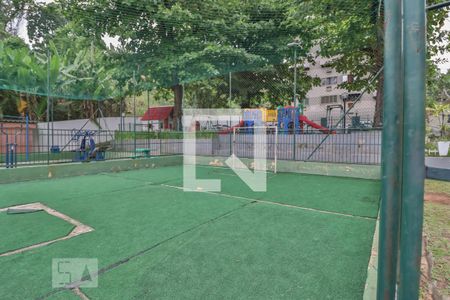 Apartamento à venda com 63m², 2 quartos e 1 vaga Apartamento à venda com 63m², 2 quartos e 1 vagaQuadra de  Futebol