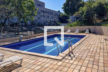 Apartamento à venda com 63m², 2 quartos e 1 vaga Apartamento à venda com 63m², 2 quartos e 1 vagaÁrea comum - Piscina