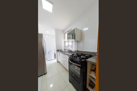 Apartamento à venda com 95m², 2 quartos e 3 vagasCozinha