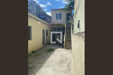 Casa à venda com 130m², 3 quartos e sem vaga