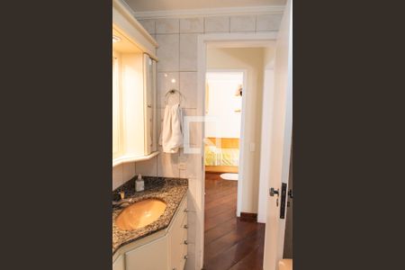 Apartamento à venda com 93m², 3 quartos e 2 vagasBanheiro