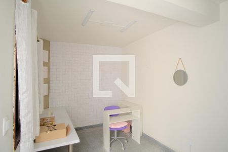 Casa à venda com 255m², 4 quartos e 8 vagasQuarto de Serviço