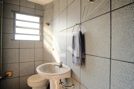 Casa à venda com 255m², 4 quartos e 8 vagasLavabo do Espaço Gourmet