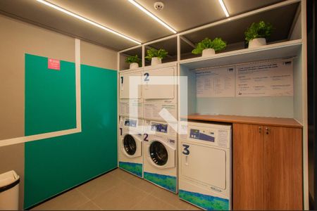 Studio à venda com 34m², 1 quarto e sem vaga Studio à venda com 34m², 1 quarto e sem vagaÁrea comum - Lavanderia