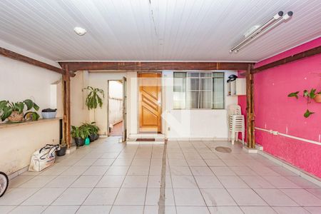 Casa à venda com 136m², 2 quartos e 2 vagas Casa à venda com 136m², 2 quartos e 2 vagasGaragem