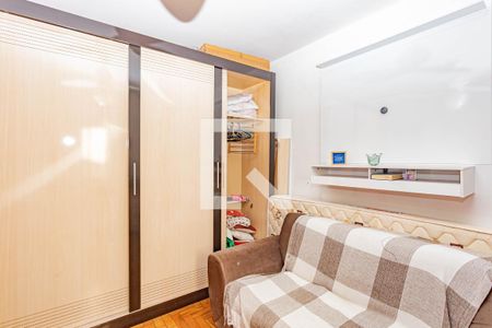 Casa à venda com 136m², 2 quartos e 2 vagas Casa à venda com 136m², 2 quartos e 2 vagasQuarto da Edicula