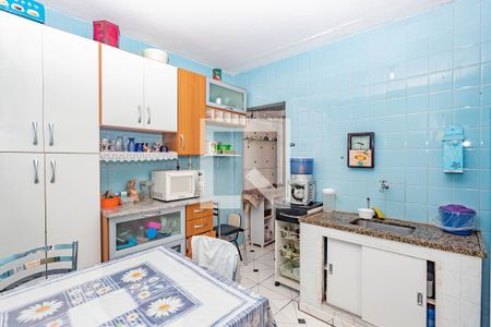 Casa à venda com 136m², 2 quartos e 2 vagas Casa à venda com 136m², 2 quartos e 2 vagasCozinha da edicula