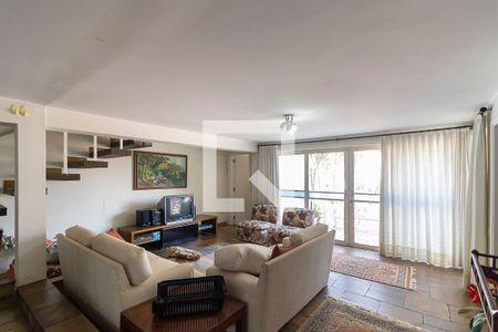 Casa à venda com 910m², 3 quartos e 4 vagas Casa à venda com 910m², 3 quartos e 4 vagasSalão