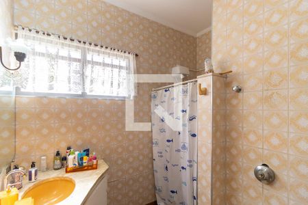 Casa à venda com 910m², 3 quartos e 4 vagas Casa à venda com 910m², 3 quartos e 4 vagasBanheiro da suíte