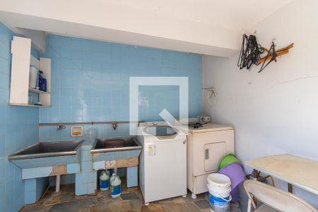 Casa à venda com 910m², 3 quartos e 4 vagas Casa à venda com 910m², 3 quartos e 4 vagasÁrea de serviço