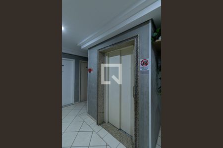 Apartamento à venda com 47m², 2 quartos e sem vaga Apartamento à venda com 47m², 2 quartos e sem vagaÁrea Comum - Elevador