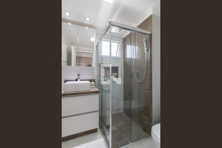 Apartamento à venda com 86m², 2 quartos e 2 vagas Apartamento à venda com 86m², 2 quartos e 2 vagasBanheiro da Suíte 1
