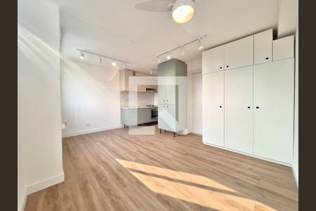 Sala/Quarto de apartamento para alugar com 1 quarto, 26m² em Água Branca, São Paulo