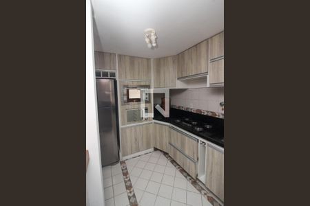 Apartamento à venda com 150m², 2 quartos e 4 vagas Apartamento à venda com 150m², 2 quartos e 4 vagasCozinha