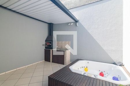 Casa à venda com 190m², 3 quartos e 4 vagas Casa à venda com 190m², 3 quartos e 4 vagasQuintal