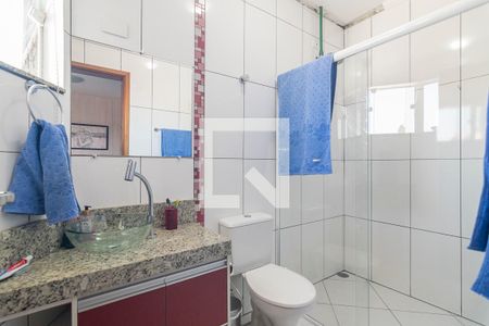 Casa à venda com 190m², 3 quartos e 4 vagas Casa à venda com 190m², 3 quartos e 4 vagasBanheiro da Suite