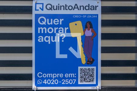 Casa à venda com 190m², 3 quartos e 4 vagas Casa à venda com 190m², 3 quartos e 4 vagasPlaquinha