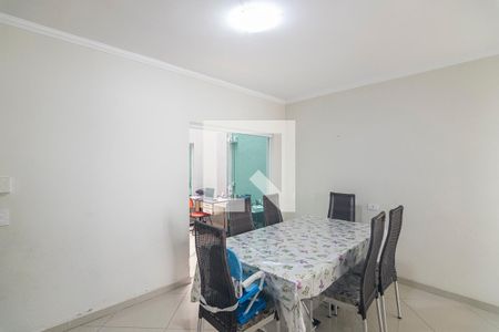 Casa à venda com 190m², 3 quartos e 4 vagas Casa à venda com 190m², 3 quartos e 4 vagasCopa